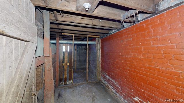 817 W Grand Boulevard, Detroit, MI 48216