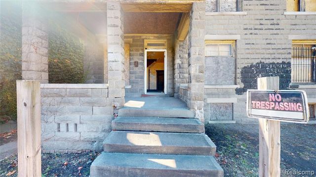 817 W Grand Boulevard, Detroit, MI 48216