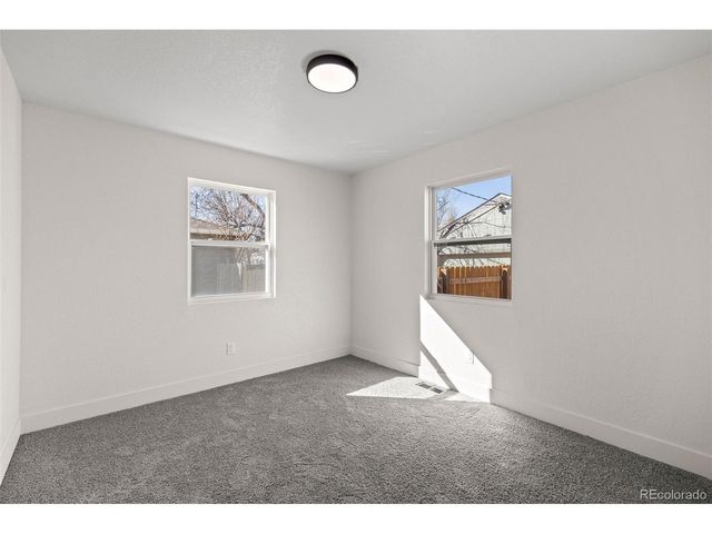 1757 Dallas St, Aurora, CO 80010