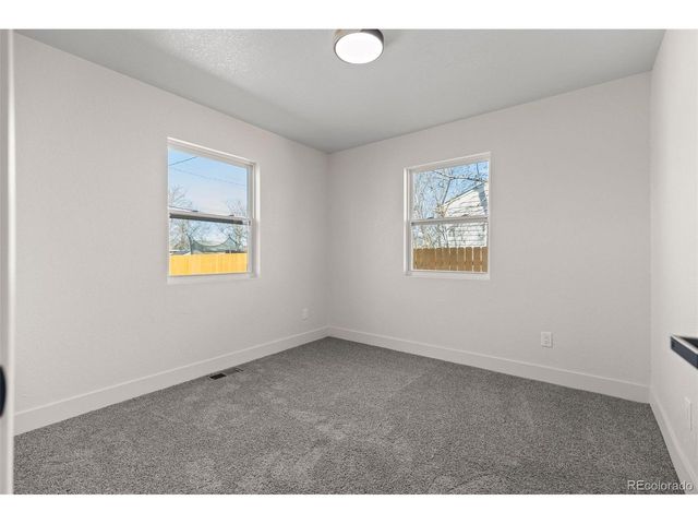 1757 Dallas St, Aurora, CO 80010