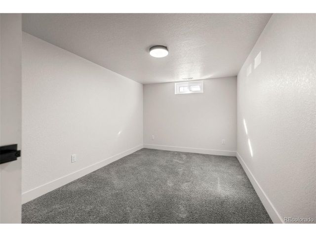 1757 Dallas St, Aurora, CO 80010