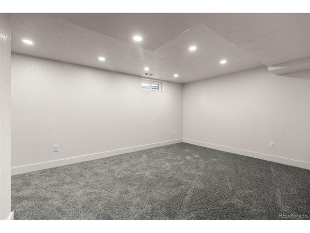 1757 Dallas St, Aurora, CO 80010