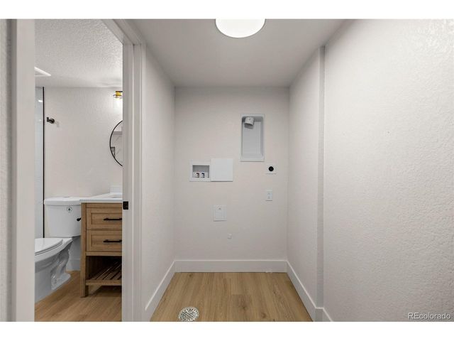 1757 Dallas St, Aurora, CO 80010