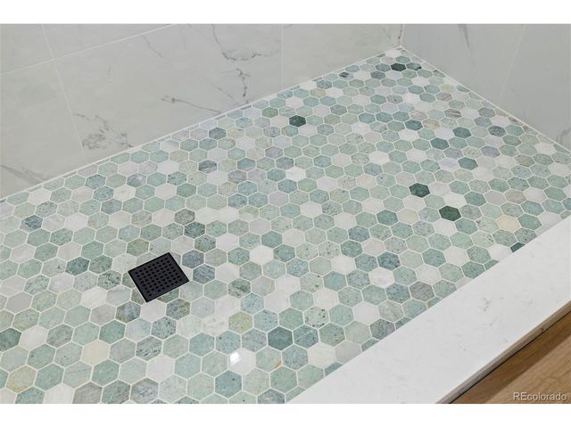 1757 Dallas St, Aurora, CO 80010