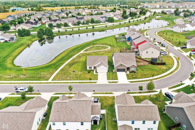 143 Winding Brook Way, Pendleton, IN 46064
