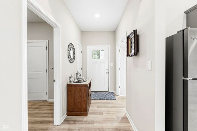 143 Winding Brook Way, Pendleton, IN 46064