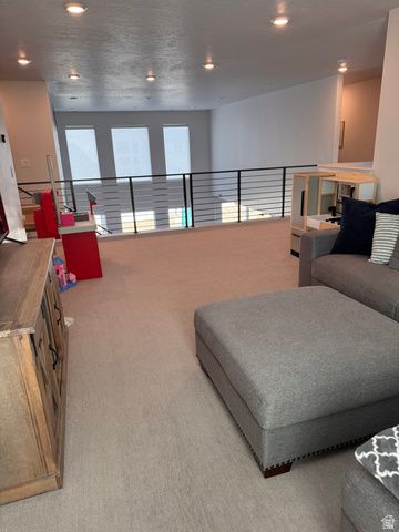 1964 S 2050 W, Woods Cross, UT 84087