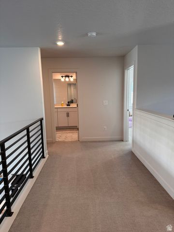 1964 S 2050 W, Woods Cross, UT 84087