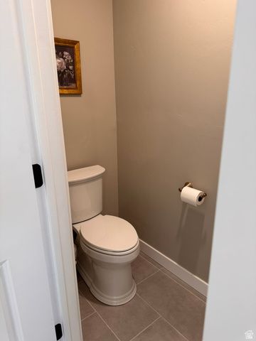 1964 S 2050 W, Woods Cross, UT 84087