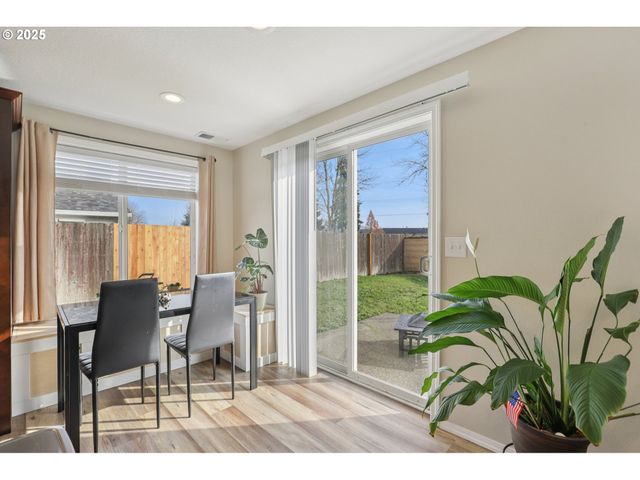 2488 Sw TAYLOR Dr, Mc Minnville, OR 97128