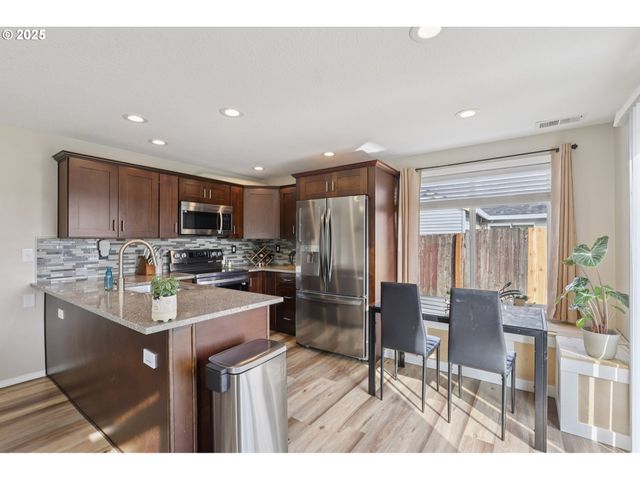 2488 Sw TAYLOR Dr, Mc Minnville, OR 97128