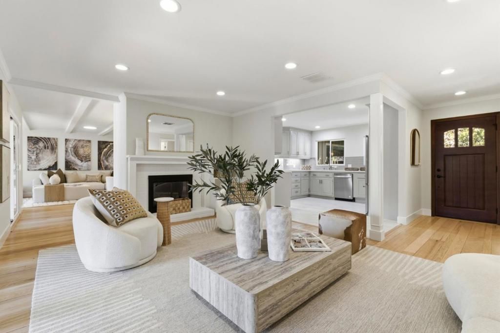 Image 7 of property listing at 4146 Frandon Court, Palo Alto, CA 94306