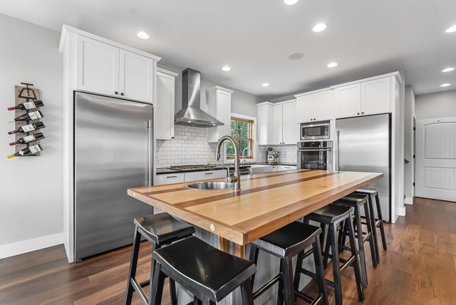 7819 Hillside Drive, Traverse City, MI 49685