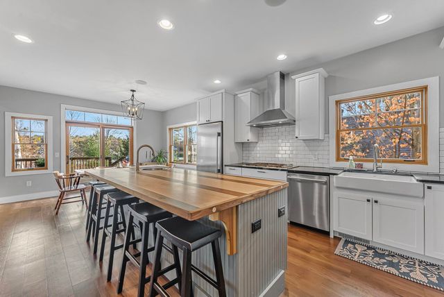 7819 Hillside Drive, Traverse City, MI 49685