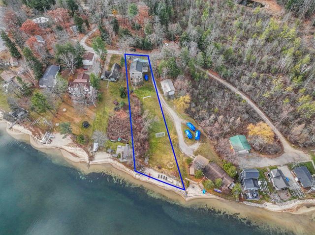 7819 Hillside Drive, Traverse City, MI 49685