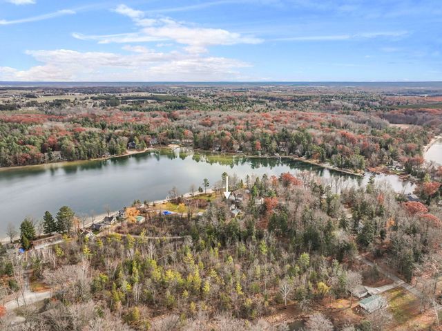 7819 Hillside Drive, Traverse City, MI 49685