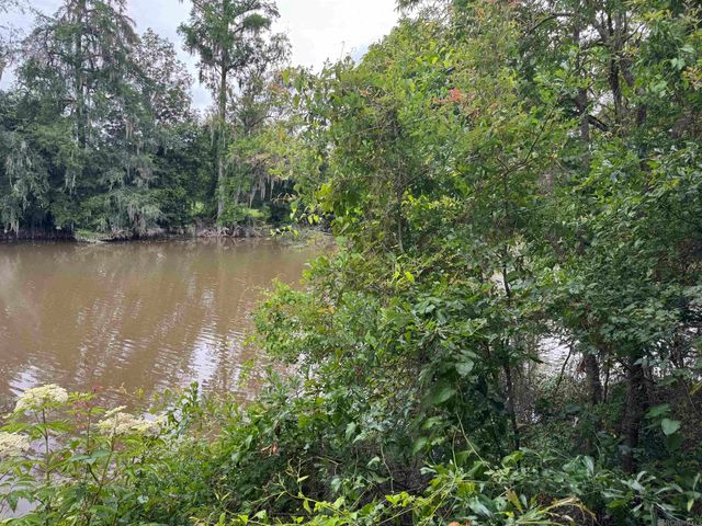 44512 Hwy 42, Prairieville, LA 70769