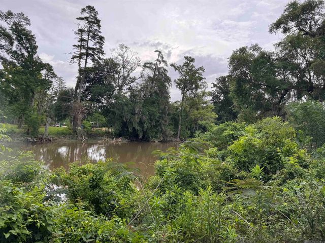 44512 Hwy 42, Prairieville, LA 70769