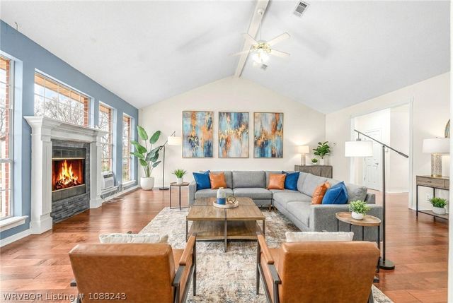 1912 Parkridge Drive, Van Buren, AR 72956