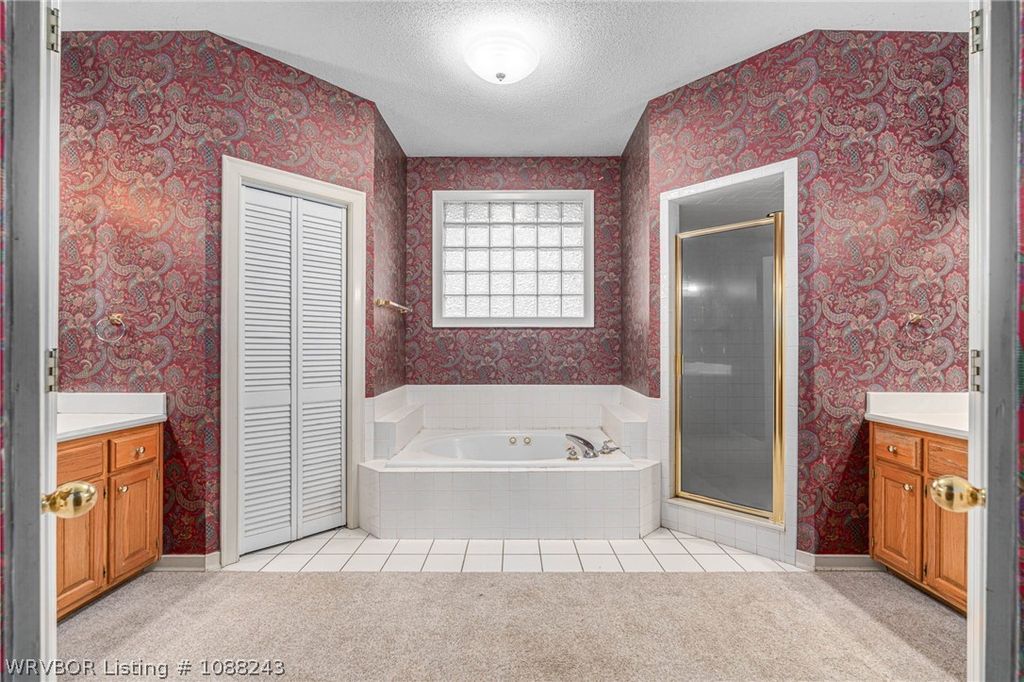 1912 Parkridge Drive 1912 Parkridge Drive