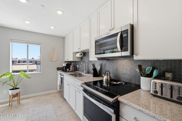 9355 N 91ST Street 231, Scottsdale, AZ 85258