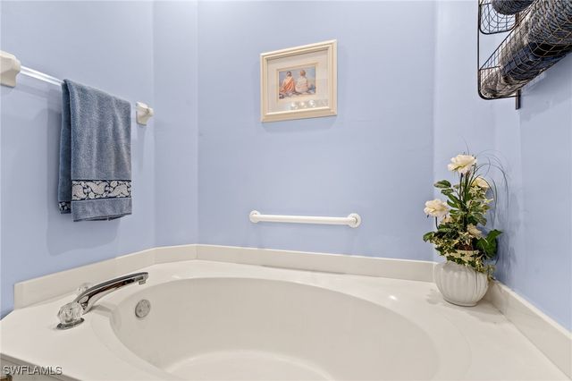 6985 Lone Oak BLVD, Naples, FL 34109