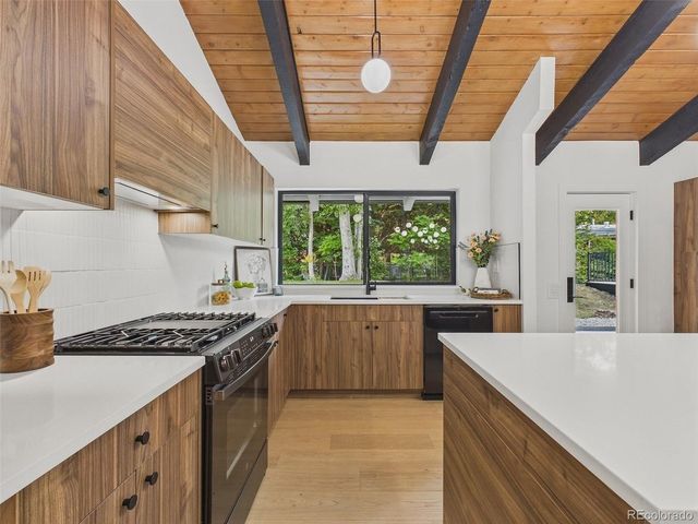 13650 Crabapple Rd, Golden, CO 80401