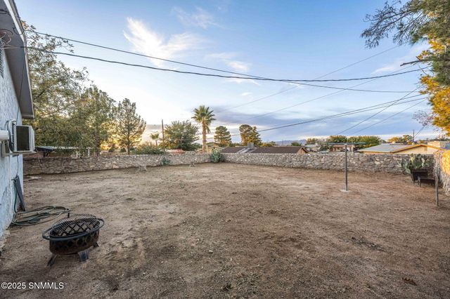 1985 Stanton Avenue, Las Cruces, NM 88001