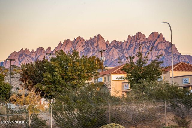 1985 Stanton Avenue, Las Cruces, NM 88001