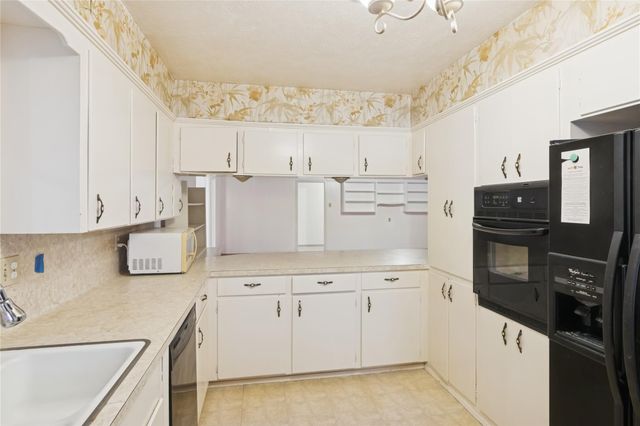 2303 Kipling Street, Baytown, TX 77520