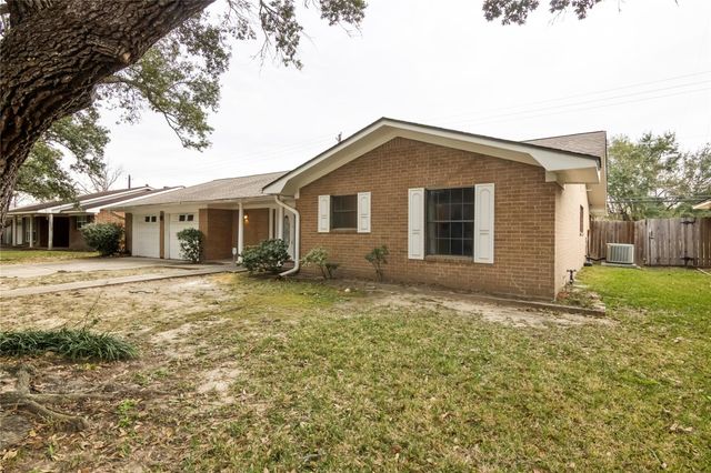 2303 Kipling Street, Baytown, TX 77520