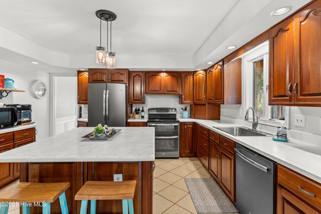 112 Olde Point Road, Hampstead, NC 28443