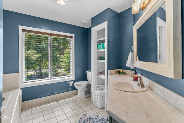 112 Olde Point Road, Hampstead, NC 28443