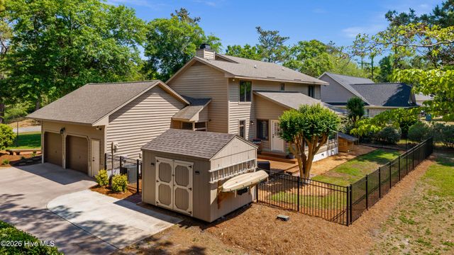 112 Olde Point Road, Hampstead, NC 28443