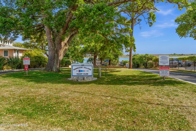 112 Olde Point Road, Hampstead, NC 28443