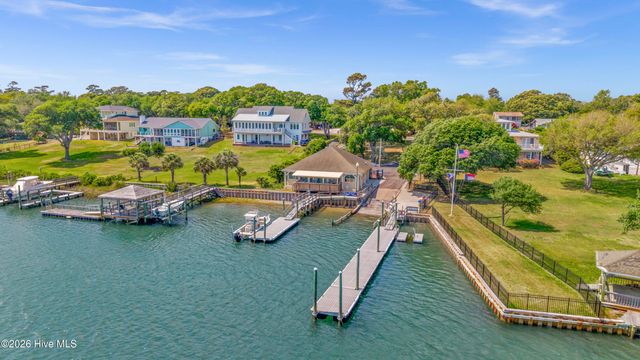112 Olde Point Road, Hampstead, NC 28443