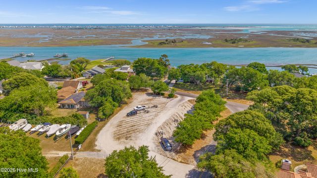 112 Olde Point Road, Hampstead, NC 28443