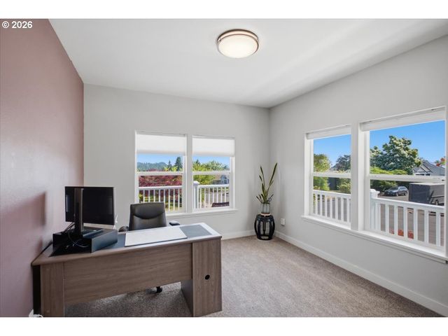 1492 Nw PENNY Ln, Albany, OR 97321