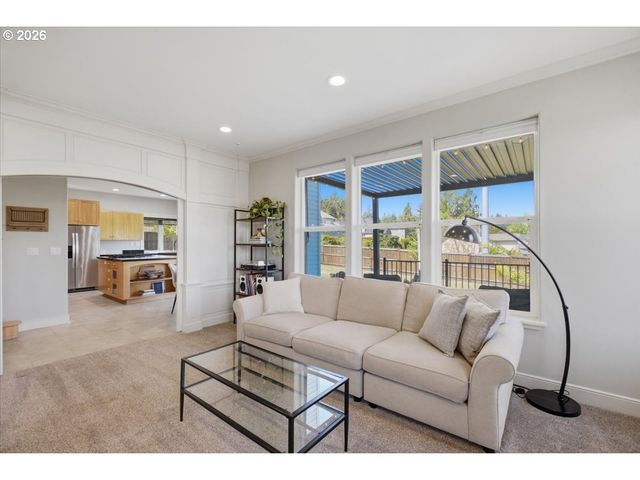 1492 Nw PENNY Ln, Albany, OR 97321