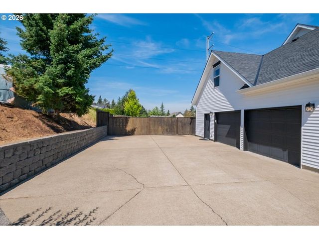 1492 Nw PENNY Ln, Albany, OR 97321