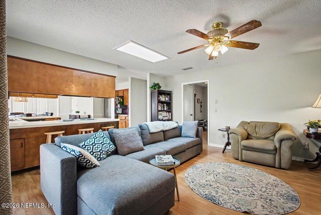 561 HARRISON Avenue, Orange Park, FL 32065