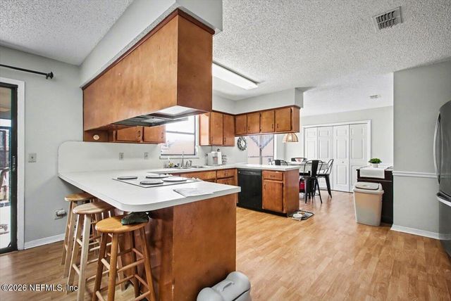 561 HARRISON Avenue, Orange Park, FL 32065