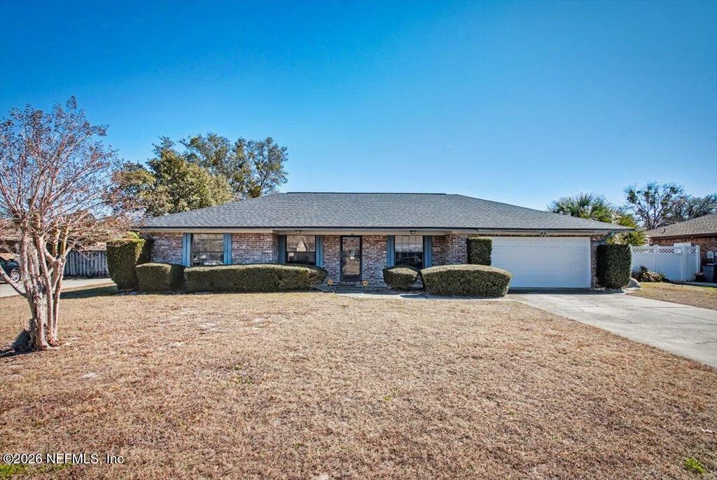 561 HARRISON Avenue, Orange Park, FL 32065