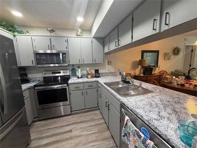 12027 HOOSIER COURT 203, Hudson, FL 34667