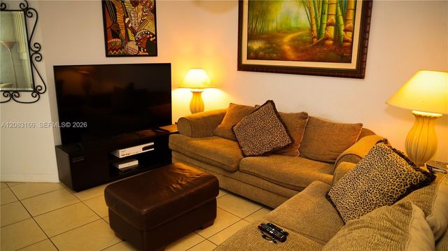 116 NW Path 8860, Doral, FL 33178
