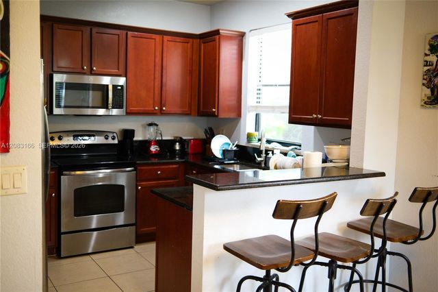 116 NW Path 8860, Doral, FL 33178