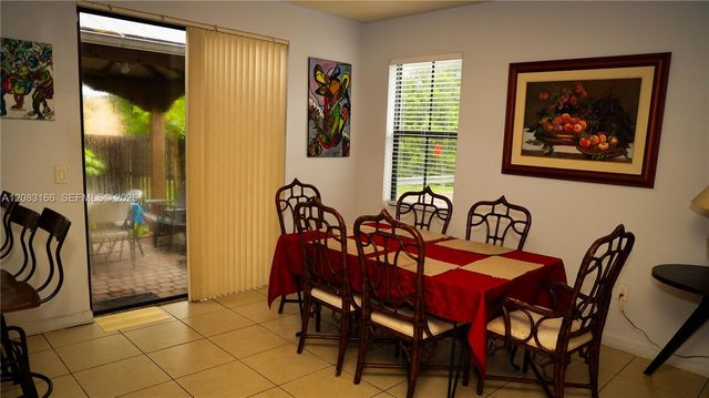 116 NW Path 8860, Doral, FL 33178