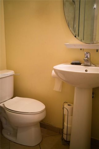 116 NW Path 8860, Doral, FL 33178