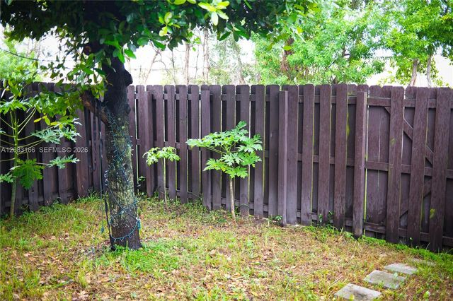 116 NW Path 8860, Doral, FL 33178
