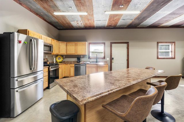 3091 W AR 58 Hwy, Melbourne, AR 72556